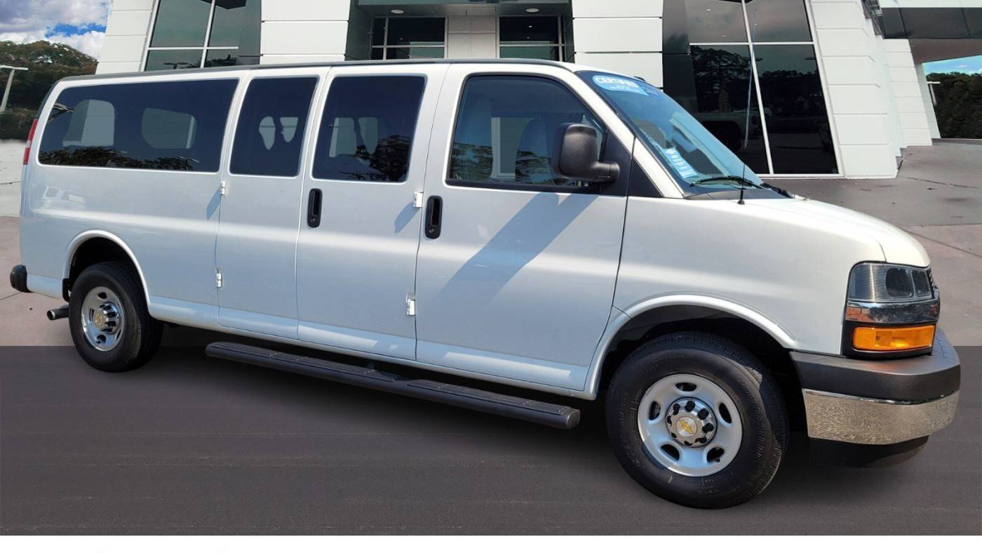 2024 Chevrolet Express Passenger LT — Passenger Van — 1,314 mi — Jacksonville, FL