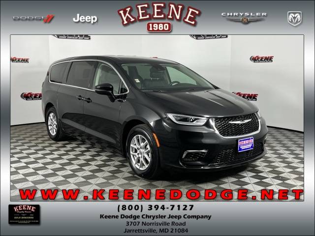 2023 Chrysler Pacifica Touring L — Minivan — 60,957 mi — Jarrettsville, MD