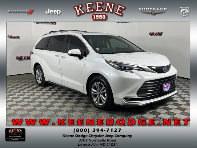 2024 Toyota Sienna Platinum — Minivan — 2,711 mi — Jarrettsville, MD