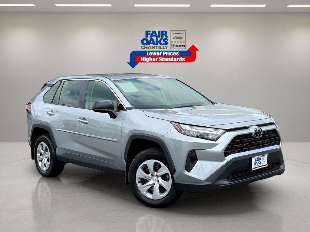 2023 Toyota RAV4 LE — SUV — 13,622 mi — Chantilly, VA
