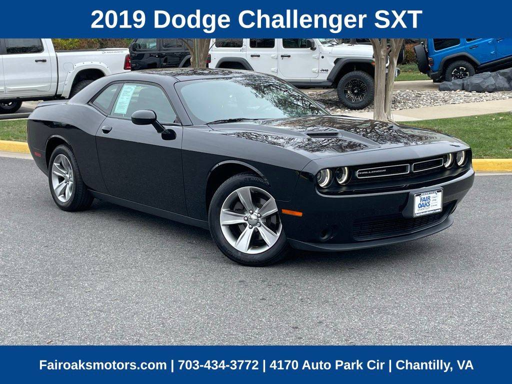 2019 Dodge Challenger SXT — Coupe — 69,298 mi — Chantilly, VA