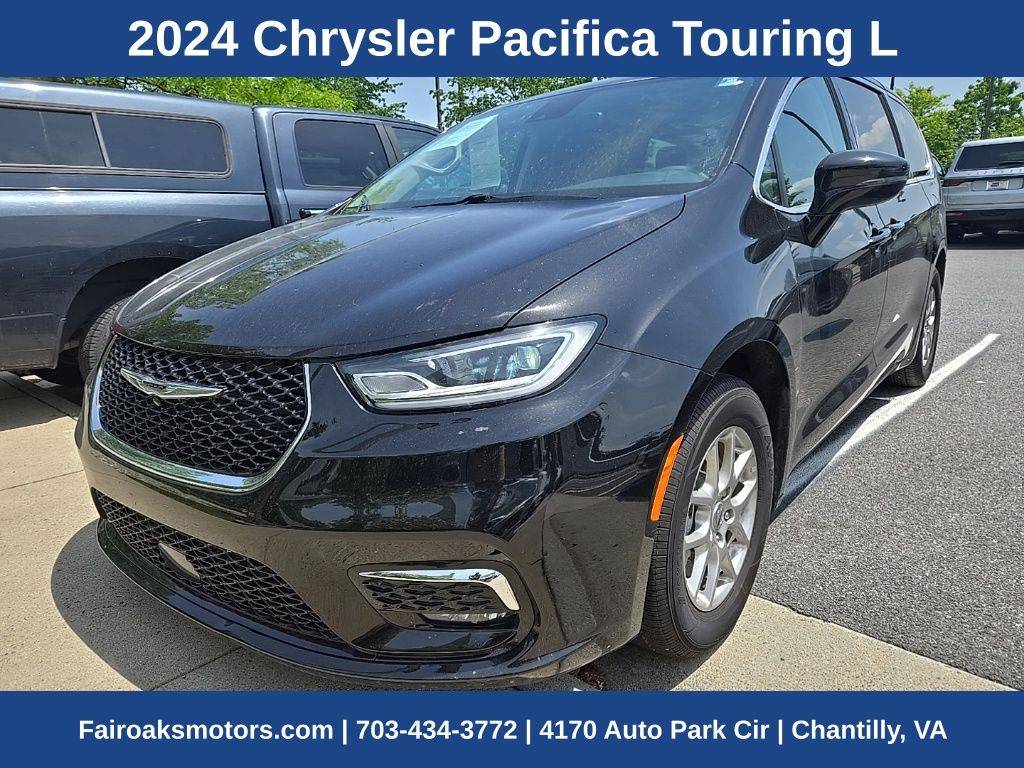 2024 Chrysler Pacifica Touring L — Minivan — 7,272 mi — Chantilly, VA