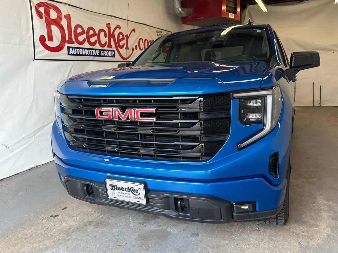 2022 GMC Sierra 1500 Elevation — Pickup Truck — 29,794 mi — Red Springs, NC