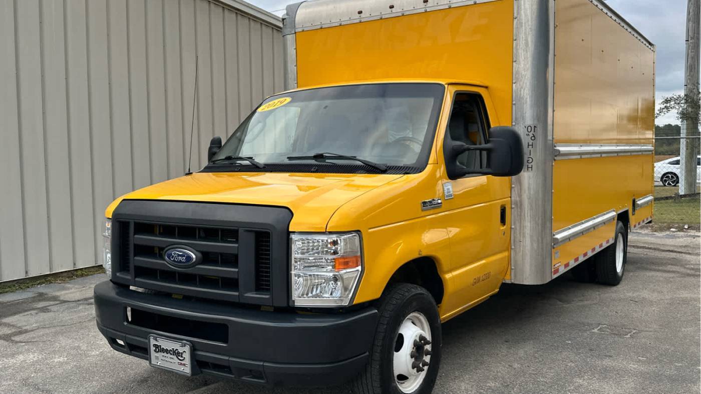 2019 Ford E-Series Cutaway E-350 — Chassis Cab Truck — 108,700 mi — Red Springs, NC