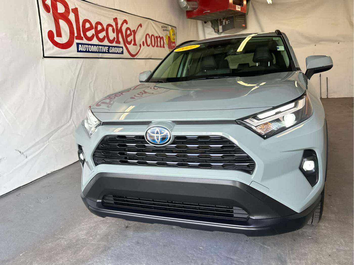 2022 Toyota RAV4 Hybrid XLE Premium — SUV — 43,427 mi — Red Springs, NC