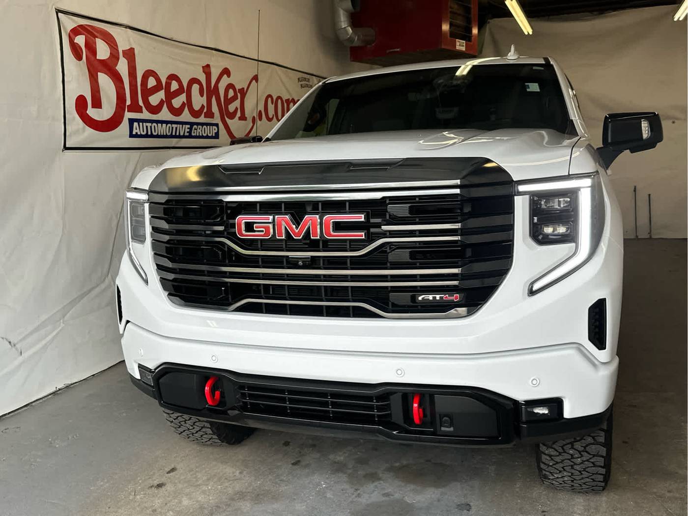 2023 GMC Sierra 1500 AT4 — Pickup Truck — 9,602 mi — Red Springs, NC
