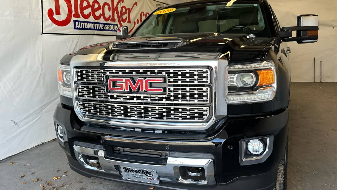 2019 GMC Sierra 2500HD Denali — Pickup Truck — 46,153 mi — Red Springs, NC