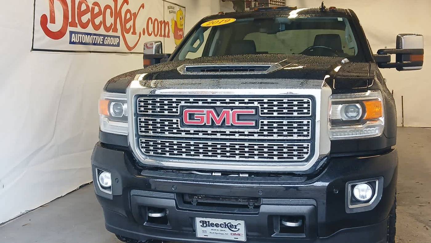 2019 GMC Sierra 2500HD Denali — Pickup Truck — 115,759 mi — Red Springs, NC