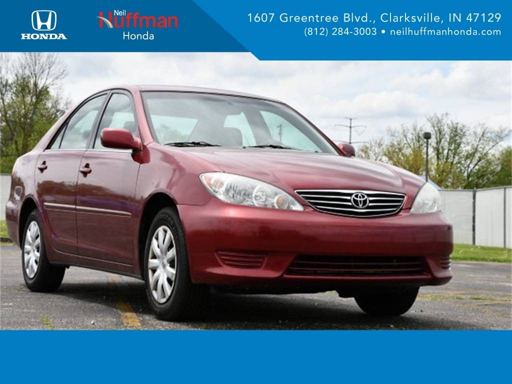 2005 Toyota Camry Base — Sedan — 186,262 mi — Clarksville, IN