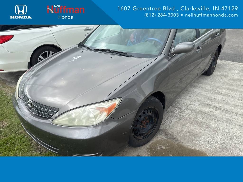 2003 Toyota Camry SE — Sedan — 211,838 mi — Clarksville, IN