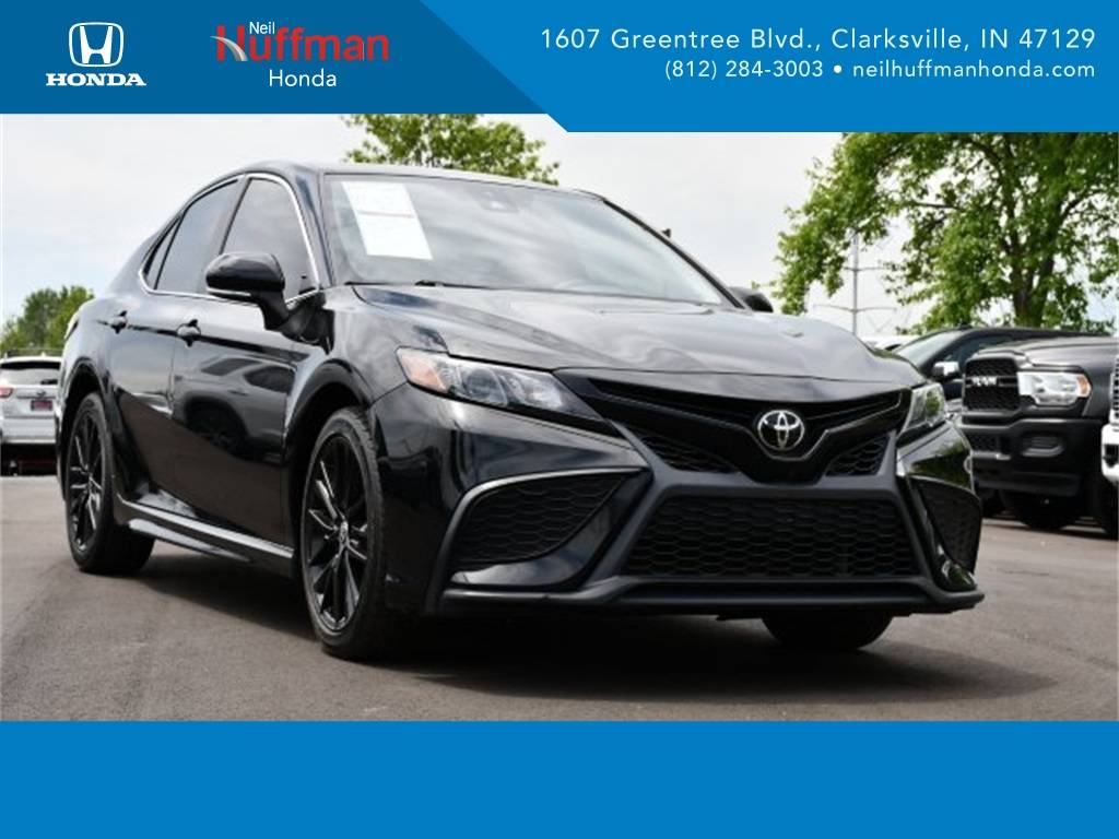 2022 Toyota Camry SE — Sedan — 65,079 mi — Clarksville, IN