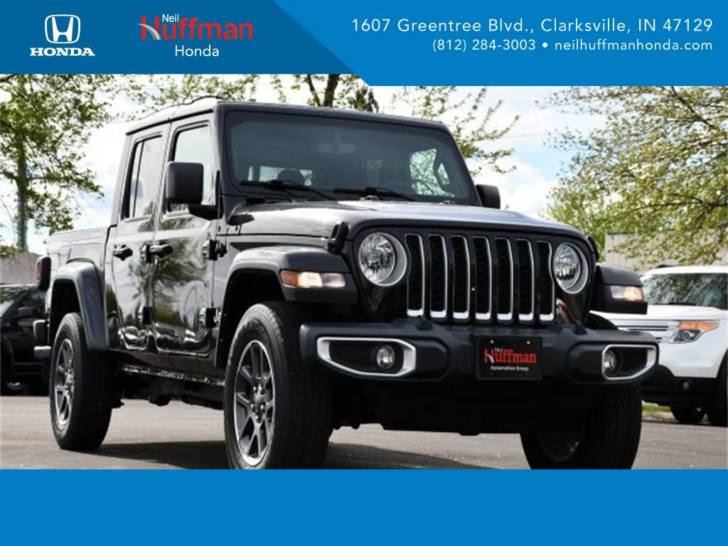 2023 Jeep Gladiator Overland — Pickup Truck — 26,305 mi — Clarksville, IN