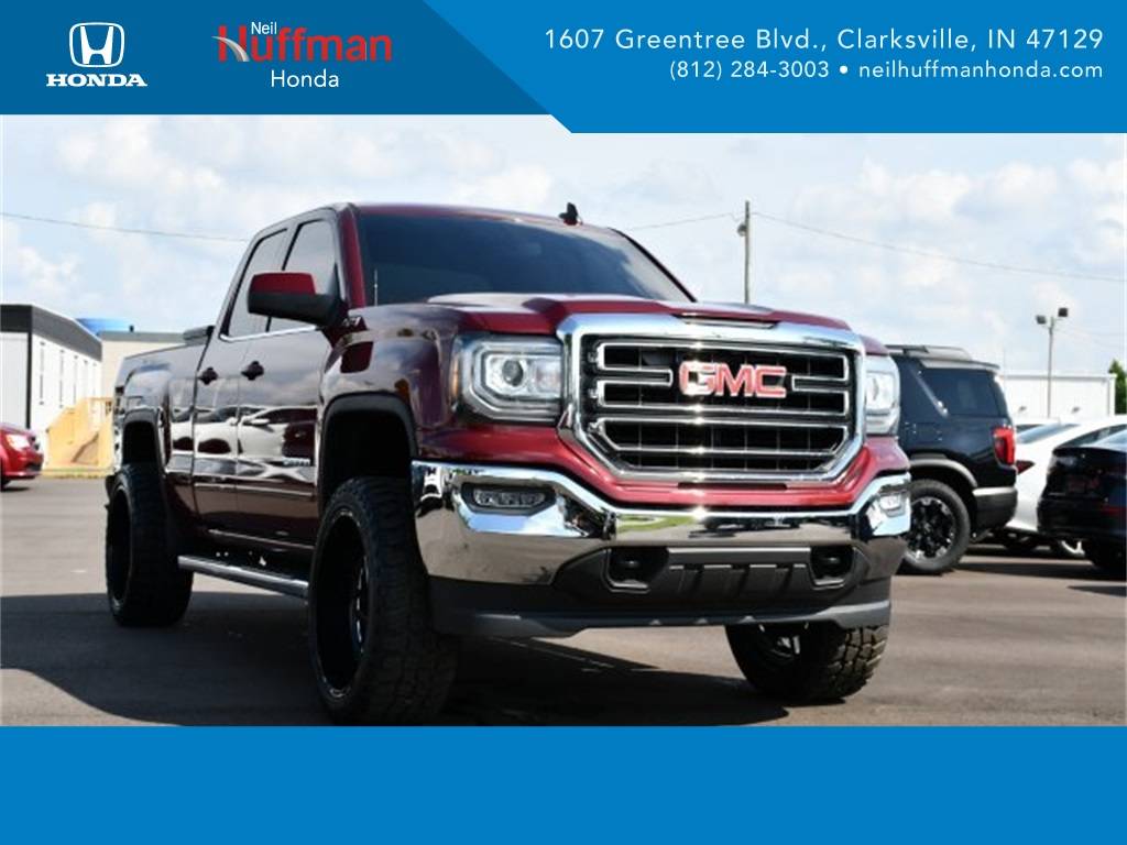 2017 GMC Sierra 1500 SLE — Pickup Truck — 122,457 mi — Clarksville, IN