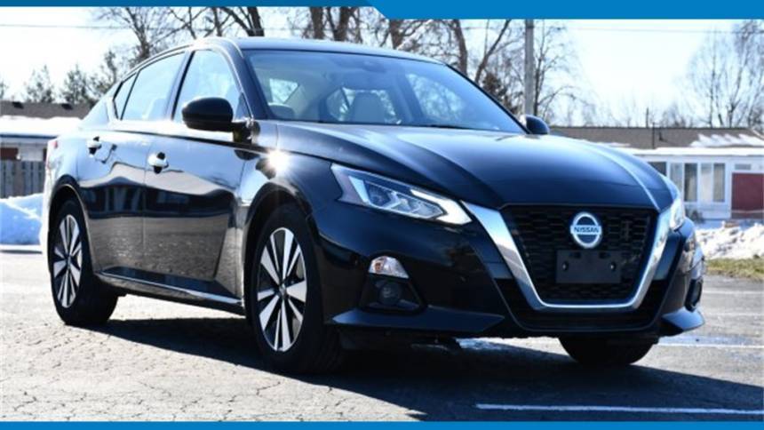 2020 Nissan Altima SV — Sedan — 51,973 mi — Clarksville, IN