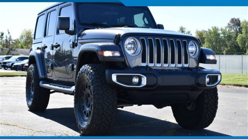 2020 Jeep Wrangler Sahara — SUV — 86,615 mi — Clarksville, IN