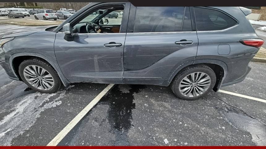 2020 Toyota Highlander Platinum — SUV — 164,768 mi — Louisville, KY