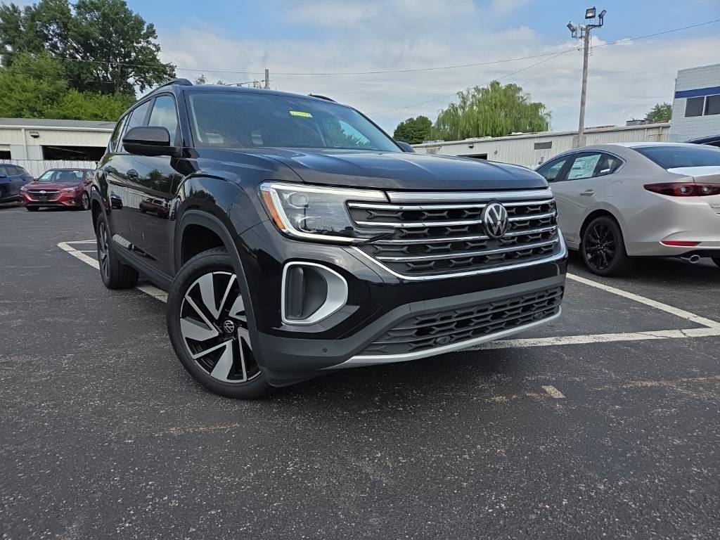 2024 Volkswagen Atlas SE with Technology — SUV — 48,604 mi — Louisville, KY
