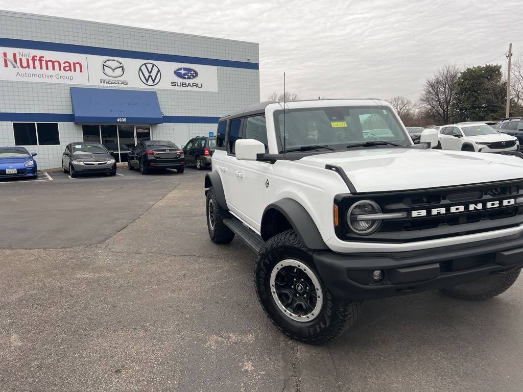 2022 Ford Bronco Outer Banks — SUV — 28,200 mi — Louisville, KY