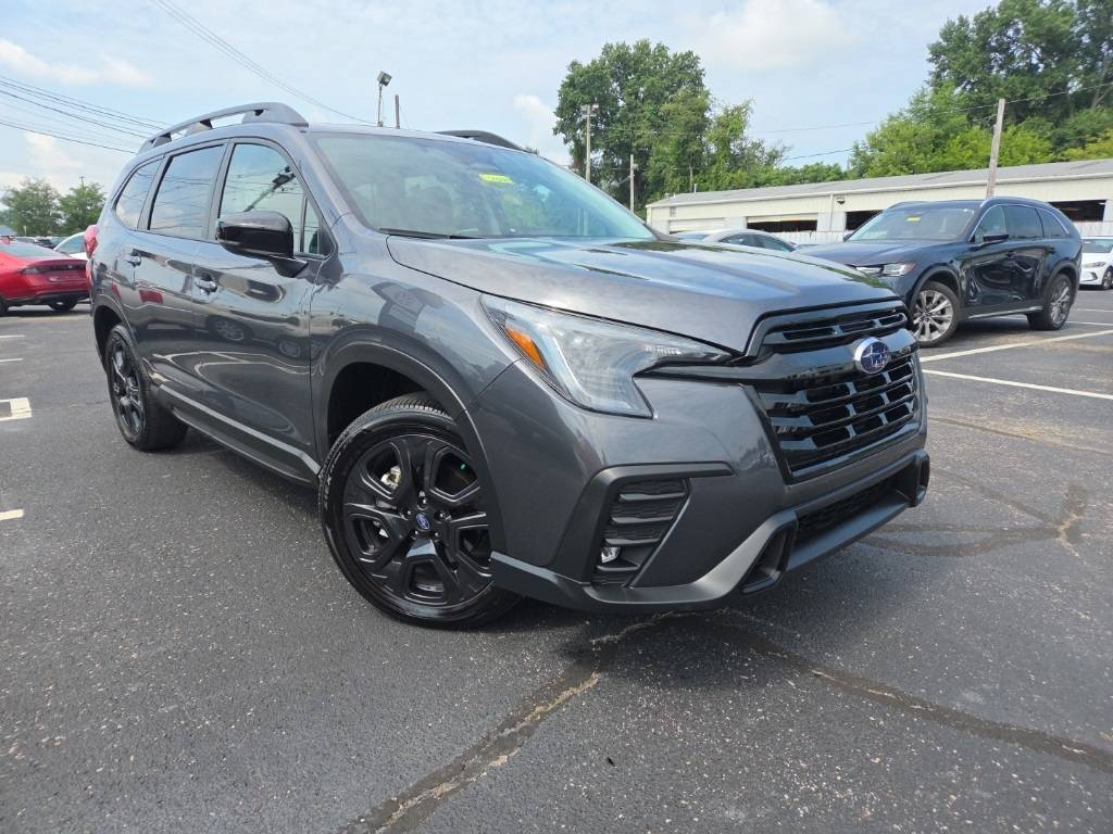 2025 Subaru Ascent Onyx Edition — SUV — 6,937 mi — Louisville, KY