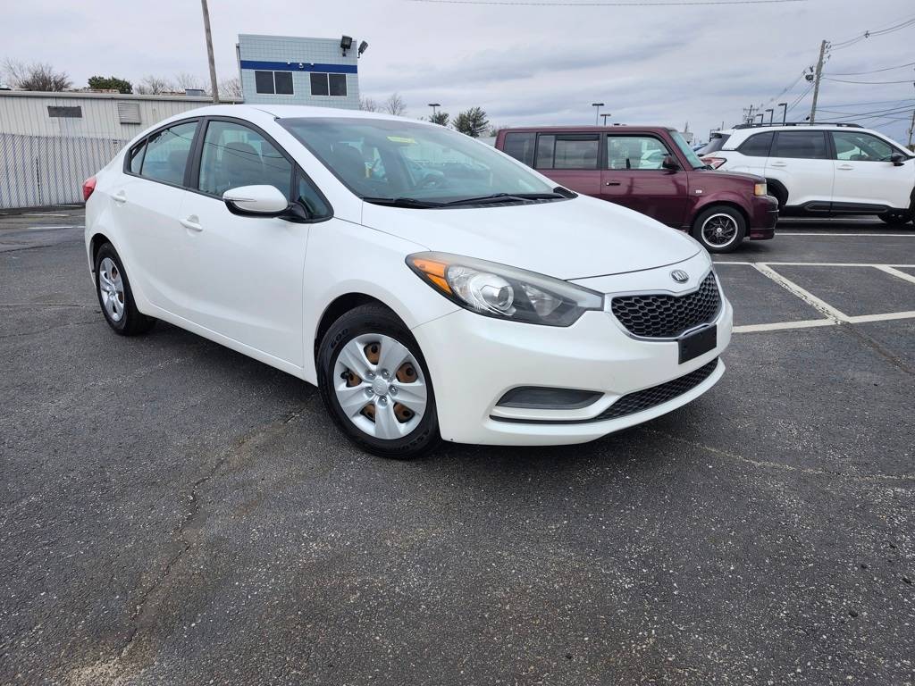2015 Kia Forte LX — Sedan — 96,348 mi — Louisville, KY