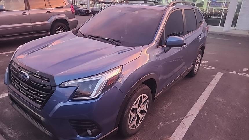 2023 Subaru Forester Premium — SUV — 19,934 mi — Louisville, KY