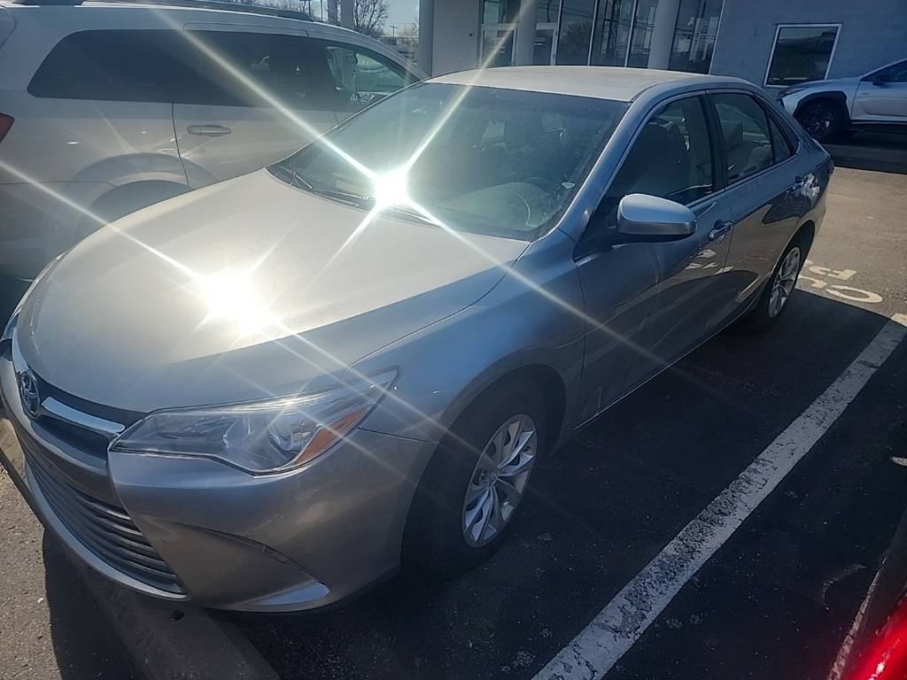 2017 Toyota Camry LE — Sedan — 61,114 mi — Louisville, KY