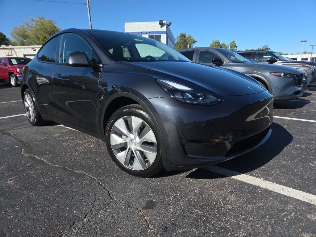 2024 Tesla Model Y Long Range — SUV — 35,777 mi — Louisville, KY