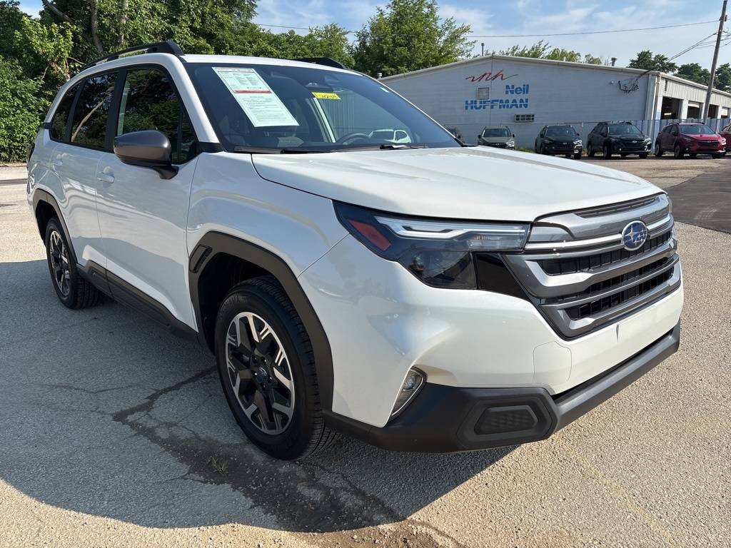 2025 Subaru Forester Premium — SUV — 6,111 mi — Louisville, KY