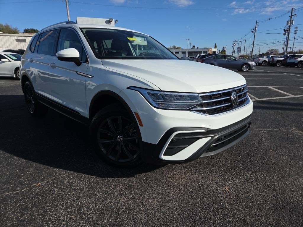 2022 Volkswagen Tiguan SE — SUV — 30,305 mi — Louisville, KY