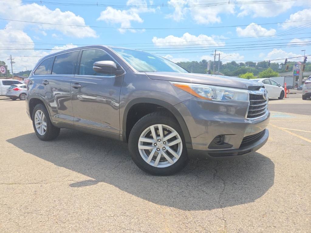 2015 Toyota Highlander LE — SUV — 170,490 mi — Louisville, KY