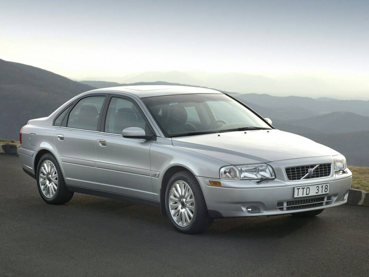 2004 Volvo S80 2.5T — Sedan — 146,548 mi — Louisville, KY