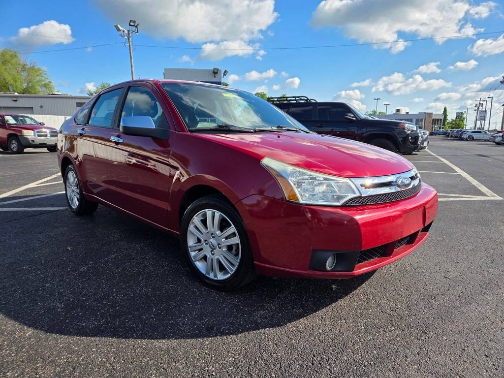 2010 Ford Focus SEL — Sedan — 180,947 mi — Louisville, KY
