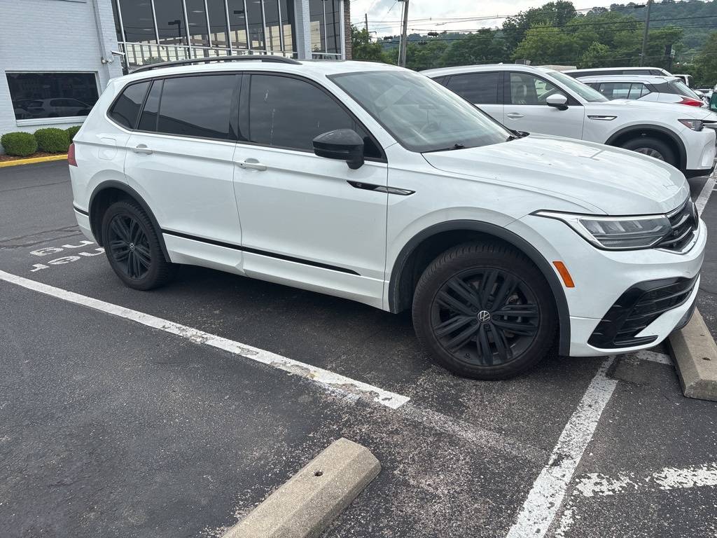 2022 Volkswagen Tiguan SE R-Line Black — SUV — 90,923 mi — Louisville, KY