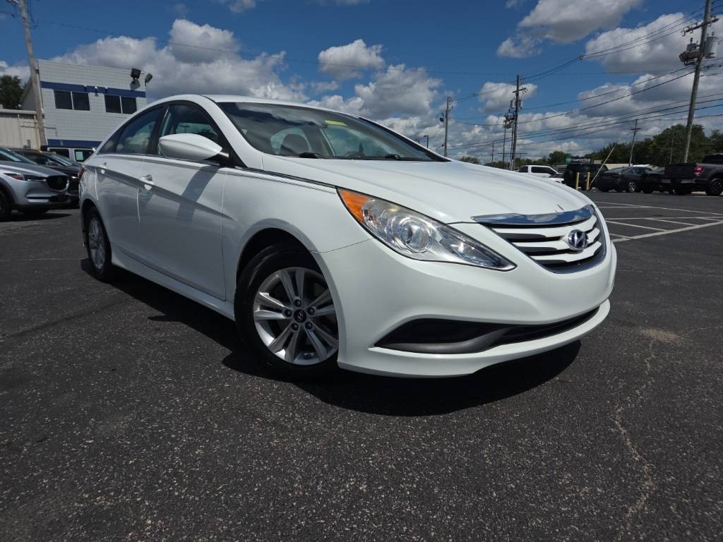 2014 Hyundai Sonata GLS — Sedan — 111,176 mi — Louisville, KY