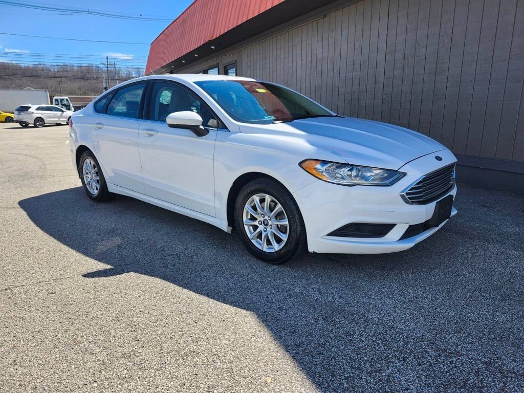 2018 Ford Fusion S — Sedan — 201,110 mi — Louisville, KY