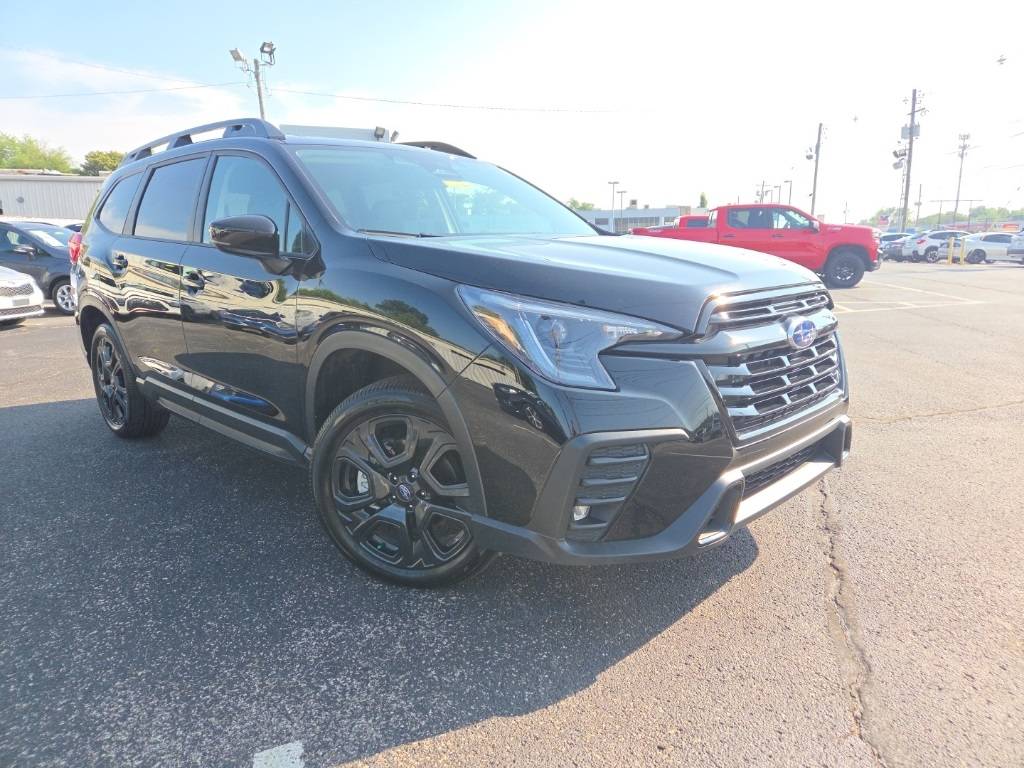 2025 Subaru Ascent Onyx Edition — SUV — 9,885 mi — Louisville, KY