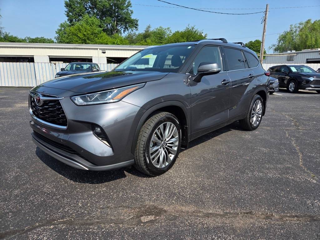 2021 Toyota Highlander Platinum — SUV — 64,765 mi — Louisville, KY