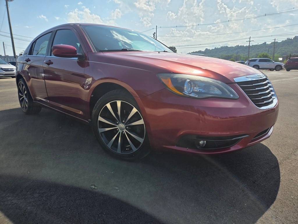 2012 Chrysler 200 S — Sedan — 68,025 mi — Louisville, KY
