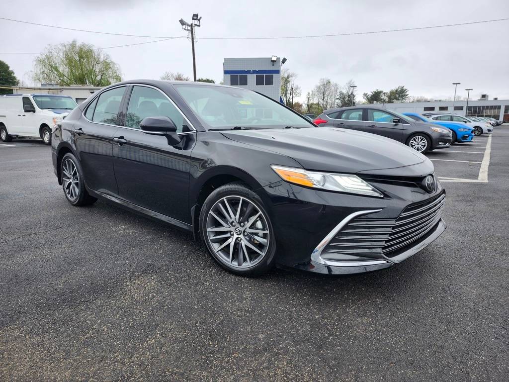 2024 Toyota Camry XLE — Sedan — 18,412 mi — Louisville, KY