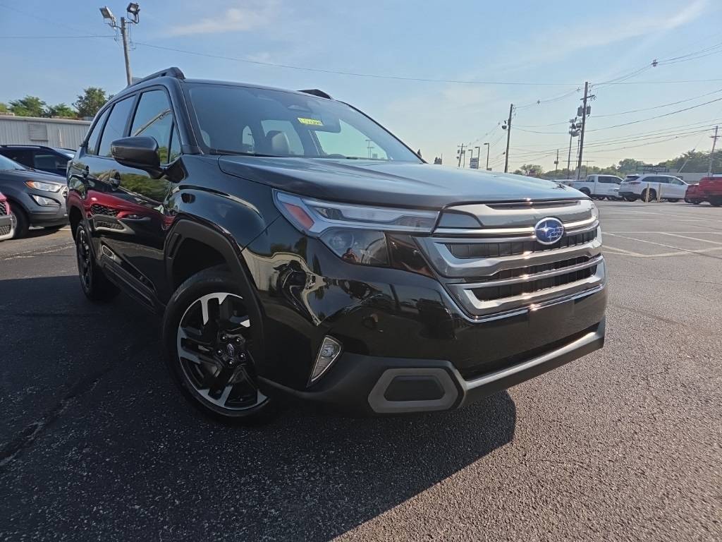 2025 Subaru Forester Limited — SUV — 4,079 mi — Louisville, KY