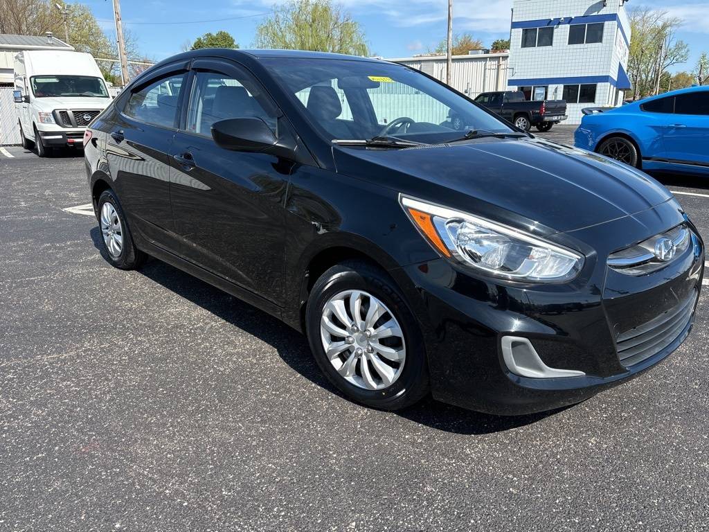 2016 Hyundai Accent SE — Sedan — 68,943 mi — Louisville, KY