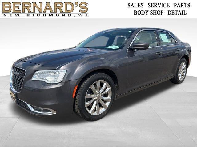 2016 Chrysler 300 Limited — Sedan — 121,431 mi — New Richmond, WI
