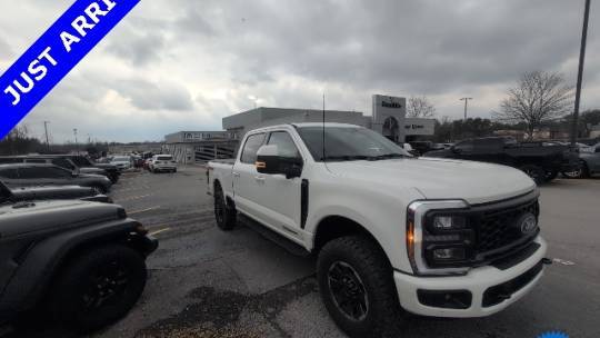 2023 Ford Super Duty F-350 LARIAT — Pickup Truck — 10,768 mi — Franklin, TN