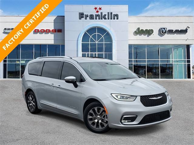 2023 Chrysler Pacifica Hybrid Pinnacle — Minivan — 20,189 mi — Franklin, TN
