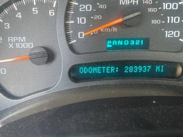 2004 GMC Yukon SLT — SUV — 283,937 mi — Franklin, TN