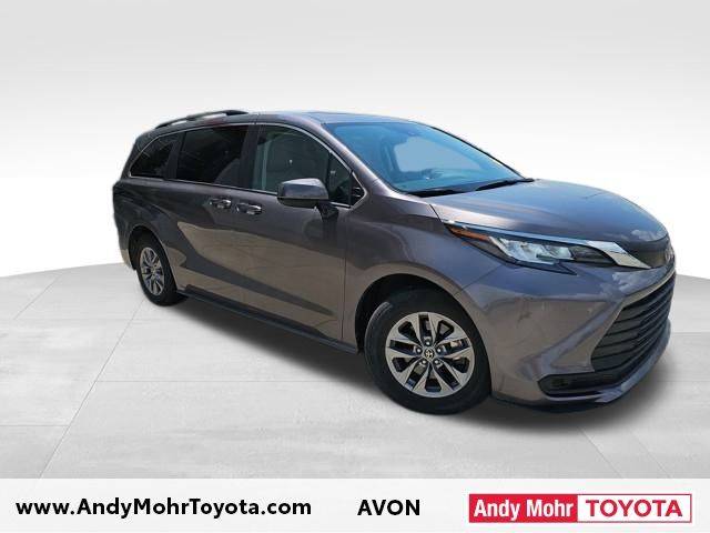 2022 Toyota Sienna LE — Minivan — 77,564 mi — Avon, IN