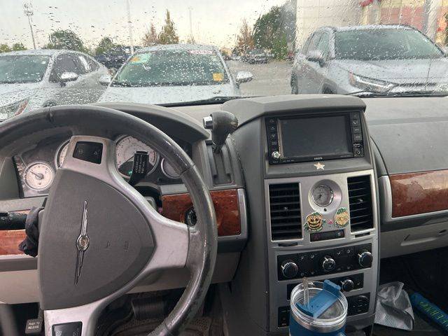 2008 Chrysler Town & Country Touring — Minivan — 193,452 mi — Avon, IN