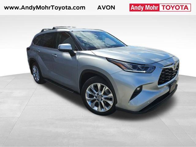 2024 Toyota Highlander Limited — SUV — 32,961 mi — Avon, IN