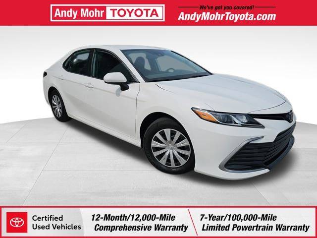 2024 Toyota Camry Hybrid LE — Sedan — 19,395 mi — Avon, IN