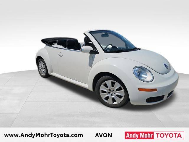 2010 Volkswagen New Beetle Base — Convertible — 90,832 mi — Avon, IN